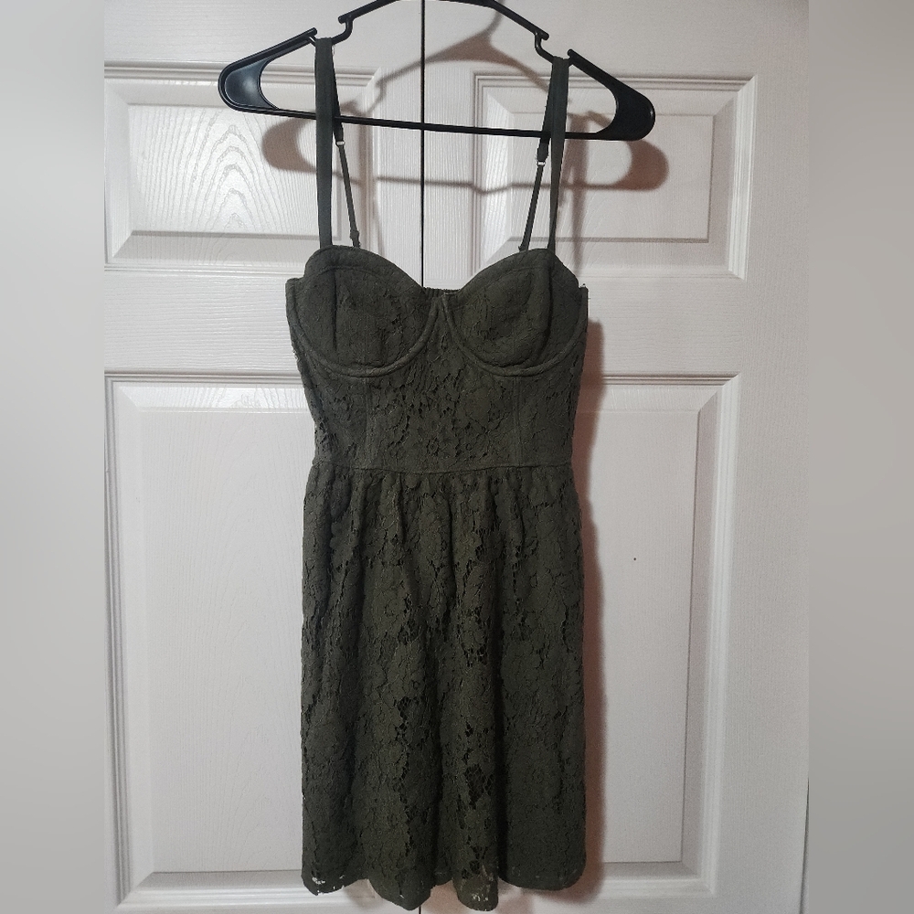 Abercrombie & Fitch Olive Lace Dress